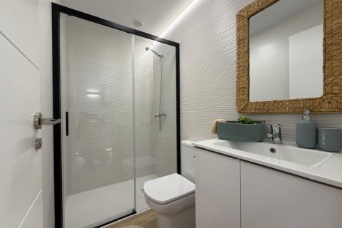 Huoneisto myytävänä Punta Prima, Alicante, Espanja, 3 makuuhuonetta, 92 m2 No. 190293 - kuva 14