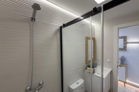 Huoneisto myytävänä Punta Prima, Alicante, Espanja, 3 makuuhuonetta, 92 m2 No. 190293 - kuva 16