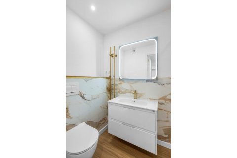 Apartment for sale in Alicante, Spain 2 bedrooms, 61 sq.m. No. 190289 - photo 17