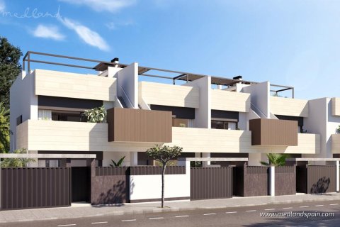 Продажа квартиры в Пилар де ла Орадада, Аликанте, Испания 3 спальни, 92м2 №191695 - фото 9