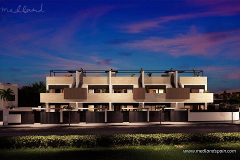 Продажа квартиры в Пилар де ла Орадада, Аликанте, Испания 3 спальни, 96м2 №191697 - фото 15