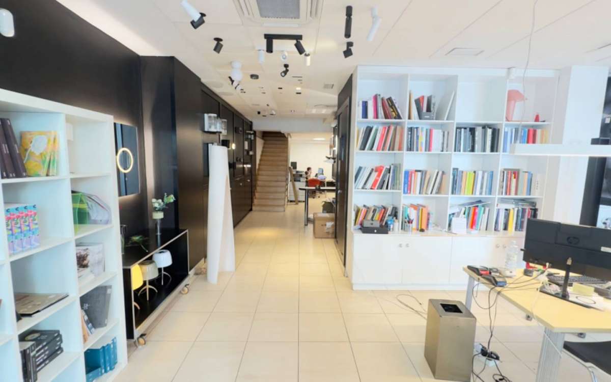 Proprietà commerciale a Alicante, Spagna 300 mq. N° 173609