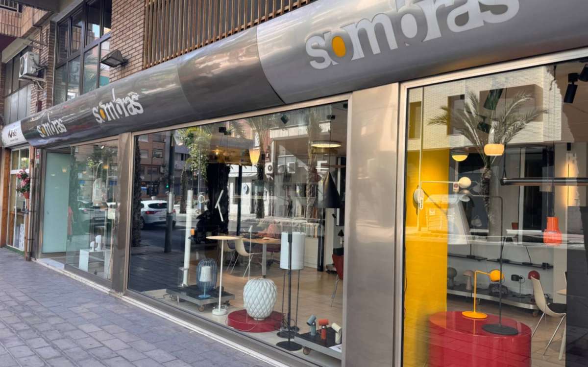 Proprietà commerciale a Alicante, Spagna 300 mq. N° 173609