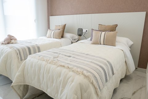 Продажа виллы в Сьюдад Кесада, Аликанте, Испания 3 спальни, 178м2 №155709 - фото 13