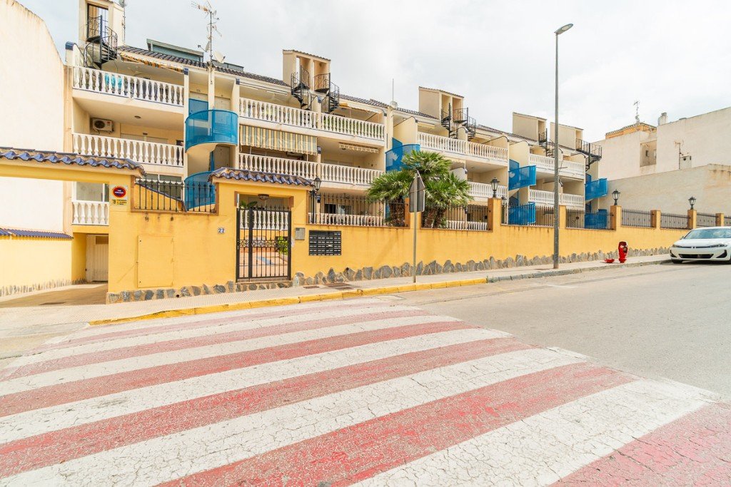 Apartamento en Algorfa, Alicante, España 2 dormitorios, 85 m2 No. 183584
