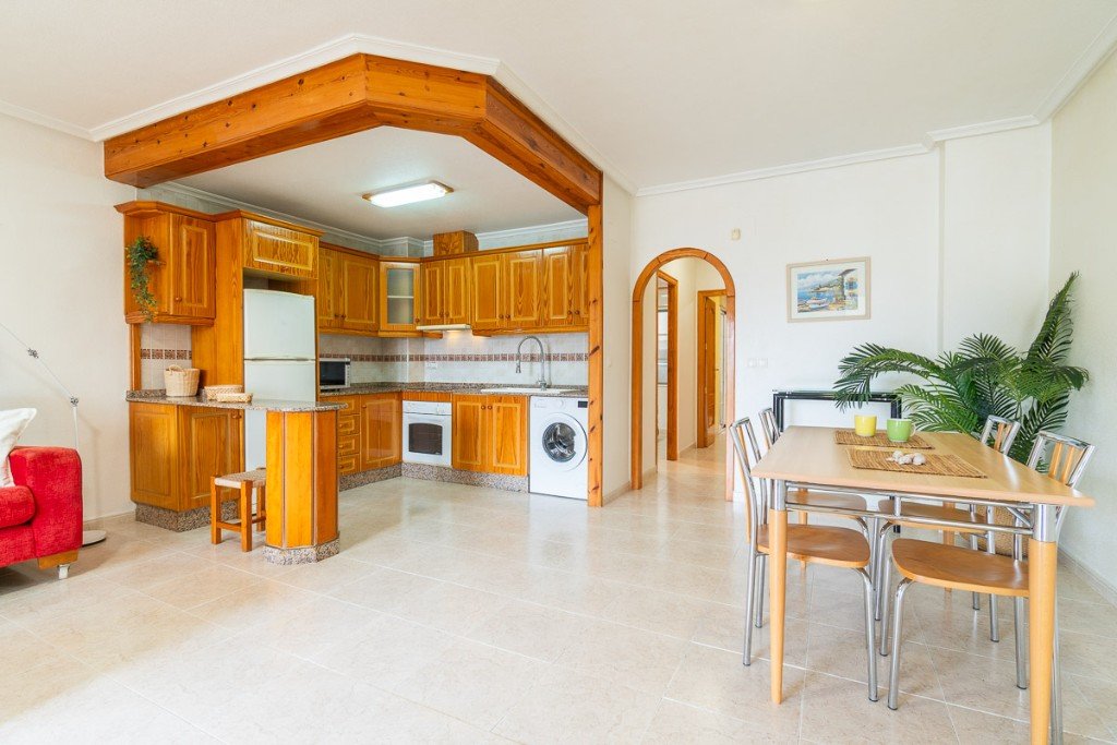 Apartamento en Algorfa, Alicante, España 2 dormitorios, 85 m2 No. 183584