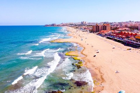 Apartment for sale in La Mata, Alicante, Spain 1 bedroom, 45 sq.m. No. 183583 - photo 5