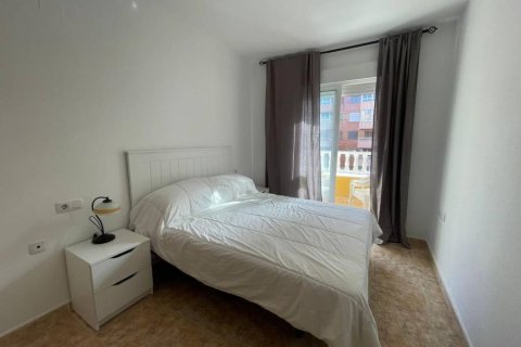 Apartment for sale in Torrevieja, Alicante, Spain 3 bedrooms, 80 sq.m. No. 183588 - photo 16