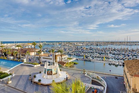 Apartment for sale in Torrevieja, Alicante, Spain 3 bedrooms, 80 sq.m. No. 183588 - photo 5