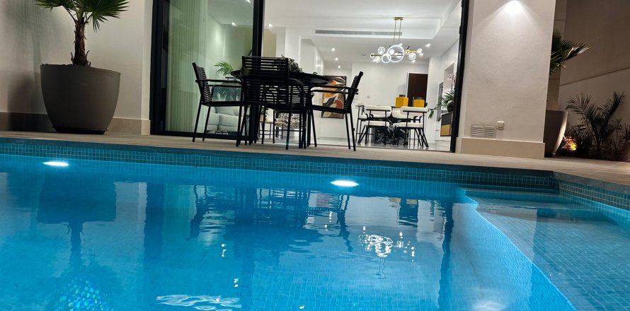 Villa en San Pedro del Pinatar, Murcia, España 3 dormitorios, 151 m2 No. 136317