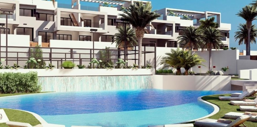 Bungalo Torrevieja, Alicante, Spānijā 2 istabas, 131 m2 Nr. 136318