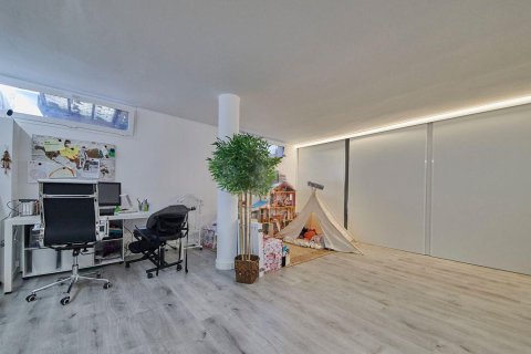 Duplex for sale in Alicante, Spain 3 bedrooms, 253 sq.m. No. 194754 - photo 7