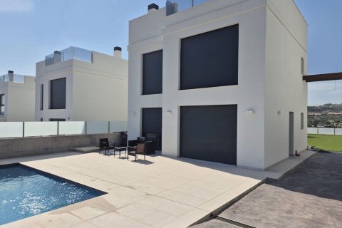 Villa till salu i Alicante, Spanien 3 sovrum, 120 kvm. Nr. 194757 - foto 4