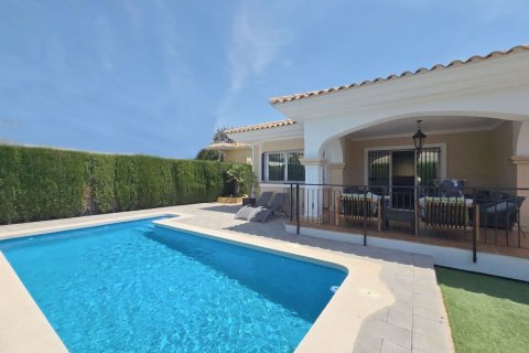 Villa till salu i Alicante, Spanien 4 sovrum, 140 kvm. Nr. 194756 - foto 25
