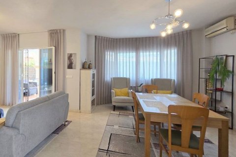 Villa till salu i Alicante, Spanien 4 sovrum, 140 kvm. Nr. 194756 - foto 6