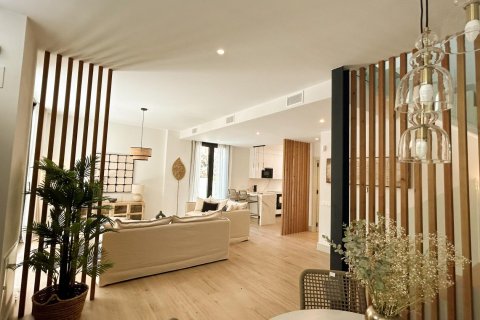 Продажа таухауса в Малага, Испания 3 спальни, 252м2 №169828 - фото 5