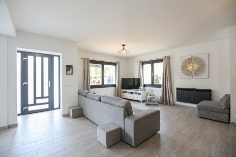 Villa for sale in El Toro, Mallorca, Spain 6 bedrooms, 240 sq.m. No. 148032 - photo 7