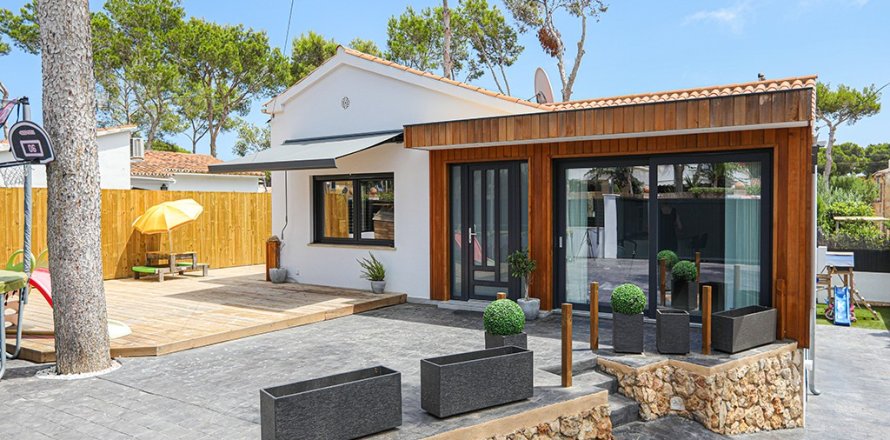 Villa in El Toro, Mallorca, Spain 6 bedrooms, 240 sq.m. No. 148032