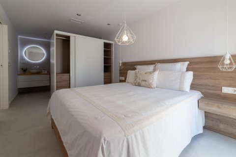 Villa for sale Torrevieja, Alicante, Spain 4 bedrooms, 190 sq.m. No. 115462 - photo 8