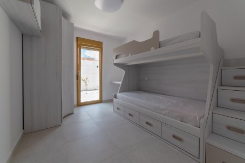Villa for sale Torrevieja, Alicante, Spain 4 bedrooms, 190 sq.m. No. 115462 - photo 12