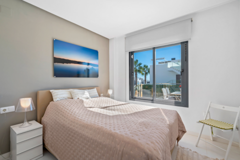 Townhouse zum Verkauf in Punta Prima, Alicante, Spanien 3 Schlafzimmer, 135 m2 Nr. 146216 - Foto 13