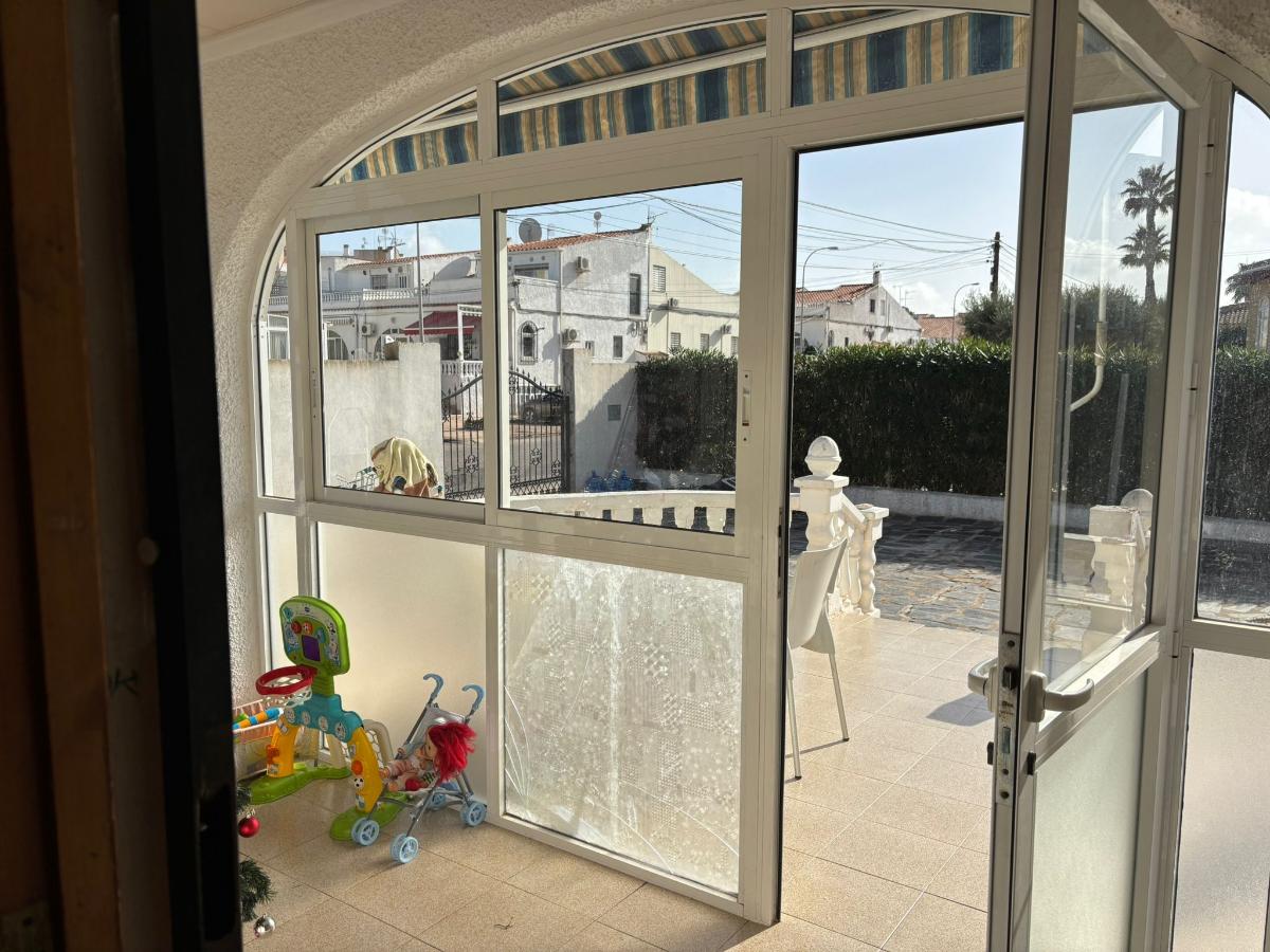 Villa in Torrevieja, Alicante, Spain 2 bedrooms, 75 sq.m. No. 149147