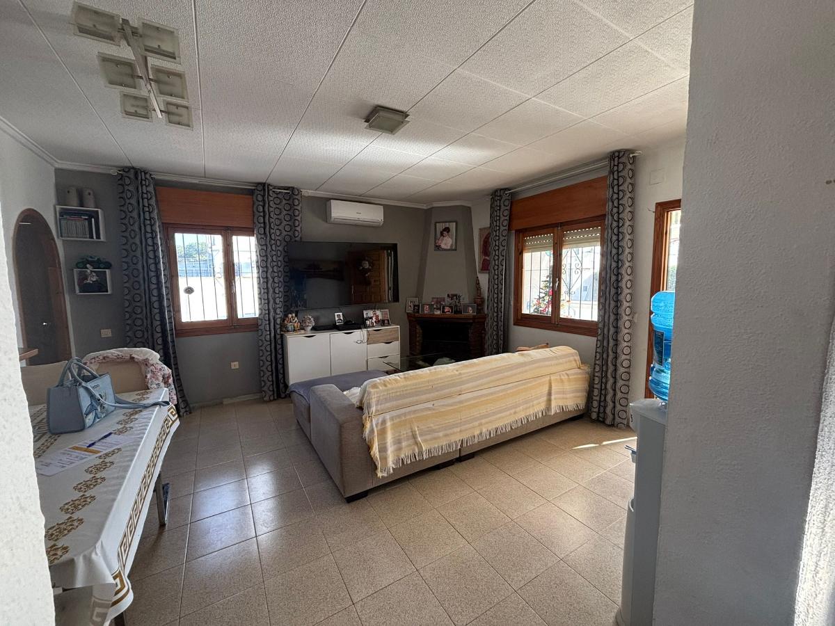 Villa in Torrevieja, Alicante, Spain 2 bedrooms, 75 sq.m. No. 149147