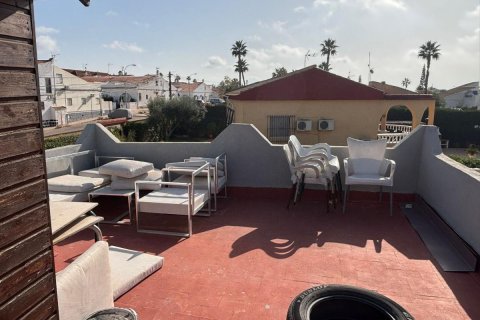 Villa for sale in Torrevieja, Alicante, Spain 2 bedrooms, 75 sq.m. No. 149147 - photo 21