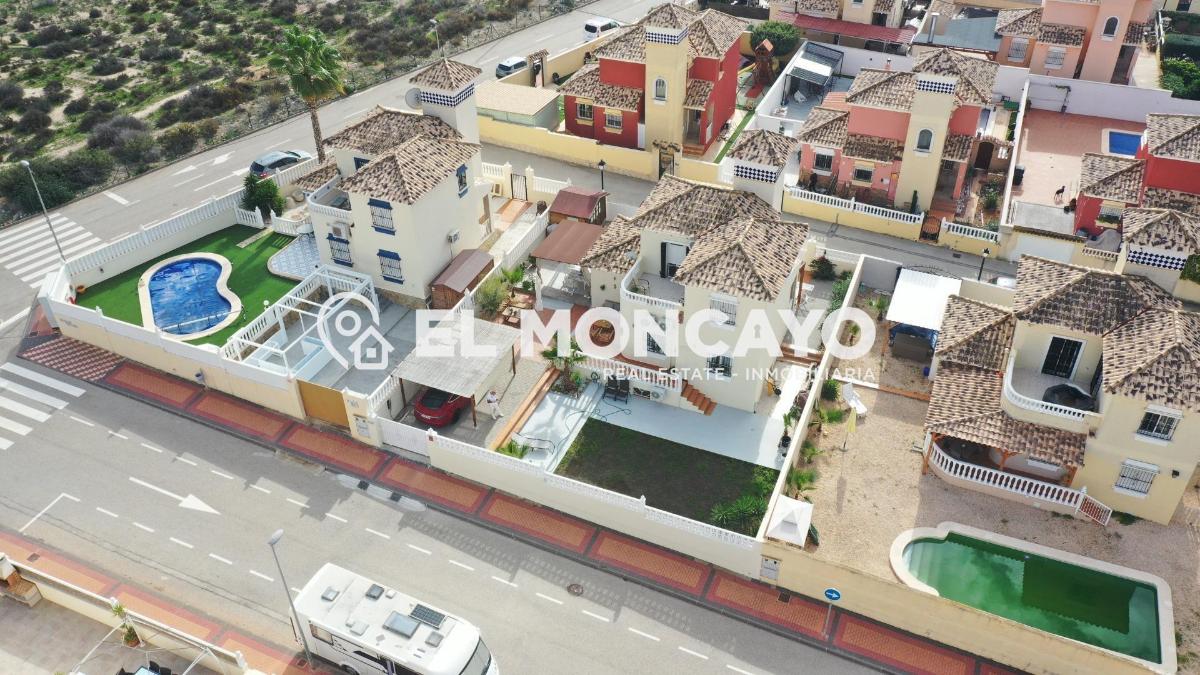 Huvila Algorfa, Alicante, Espanja 5 makuuhuonetta, 225 m2 No. 149151