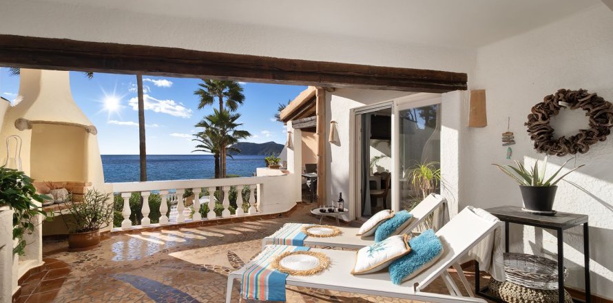 Lägenhet i Costa De La Calma, Mallorca, Spanien 3 sovrum, 168 kvm. Nr. 152051