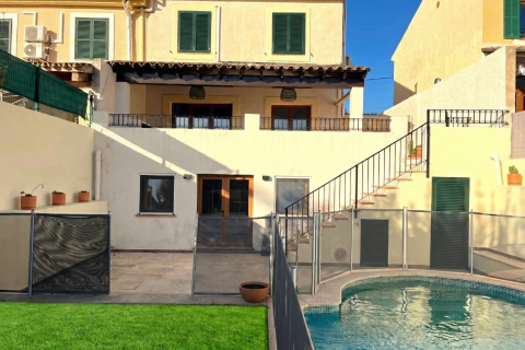 Villa in Calvia, Mallorca, Spain 4 bedrooms, 200 sq.m. No. 152053