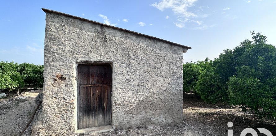 Commercial property in Pego, Alicante, Spain No. 185833