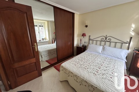 House for sale in Leon, Spain 4 bedrooms, 169 sq.m. No. 185834 - photo 17