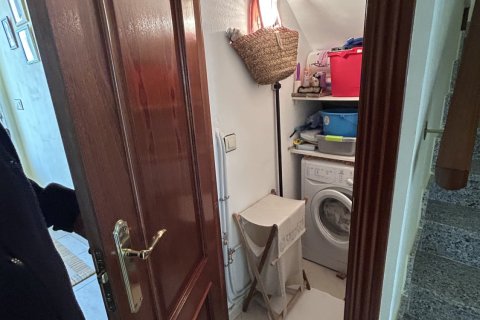 House for sale in Leon, Spain 4 bedrooms, 169 sq.m. No. 185834 - photo 21