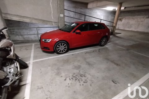 Pysäköinti myytävänä Girona, Espanja , 8 m2 No. 185835 - kuva 5