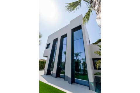 Villa pārdošanā Dehesa De Campoamor, Alicante, Spānijā 3 istabas, 319 m2 Nr. 188787 - attēls 4