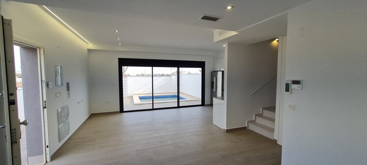 Villa Los Dolses, Alicante, Spānijā 3 istabas, 97 m2 Nr. 135257