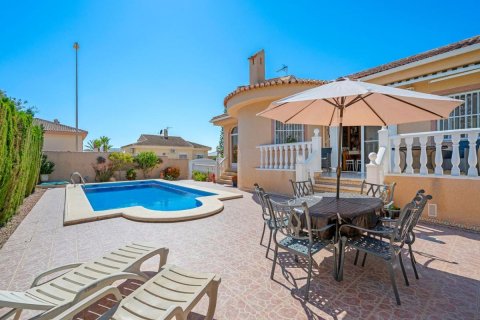 Huvila myytävänä Rojales, Alicante, Espanja, 4 makuuhuonetta, 180 m2 No. 148946 - kuva 2