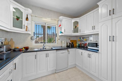 Huvila myytävänä Rojales, Alicante, Espanja, 4 makuuhuonetta, 180 m2 No. 148946 - kuva 19