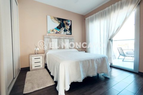 House à vendre à Daya Vieja, Alicante, Espagne, 3 chambres, 133 m2 No. 148948 - photo 19