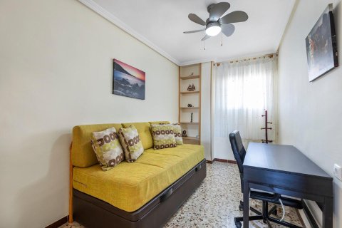 Appartamento in vendita a Torrevieja, Alicante, Spagna 3 camere da letto, 110 mq. N° 148945 - foto 16