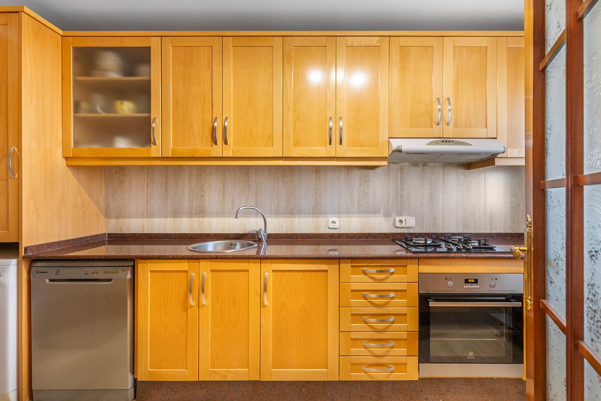 Apartamento en Torrevieja, Alicante, España 3 dormitorios, 110 m2 No. 148945