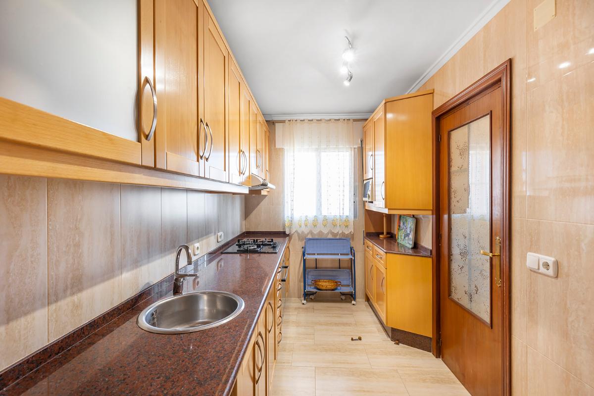 Apartamento en Torrevieja, Alicante, España 3 dormitorios, 110 m2 No. 148945