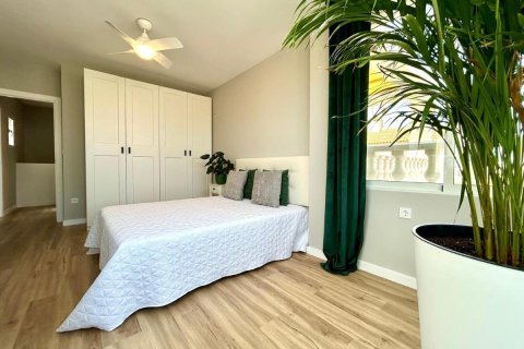 House à vendre à Orihuela, Alicante, Espagne, 3 chambres, 82 m2 No. 148943 - photo 17