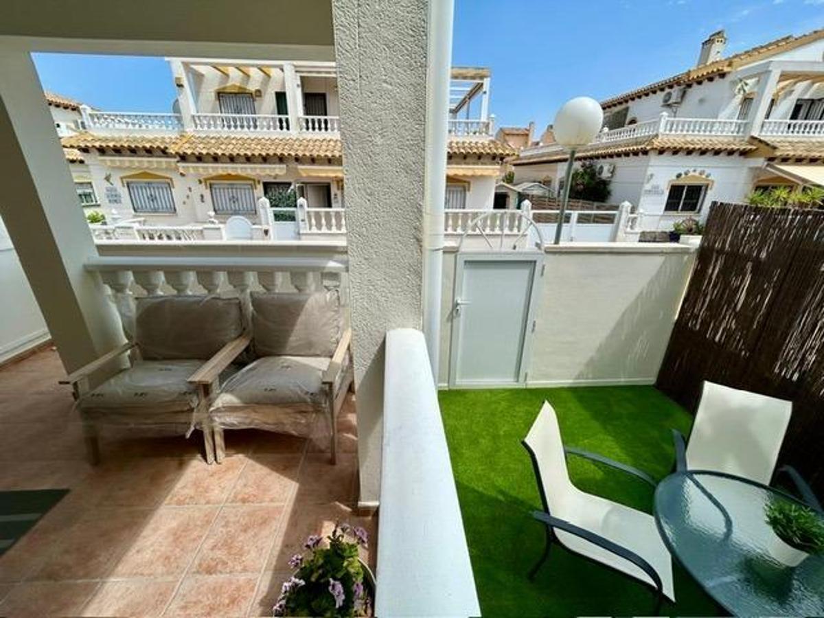 House in Orihuela, Alicante, Spain 3 bedrooms, 82 sq.m. No. 148943