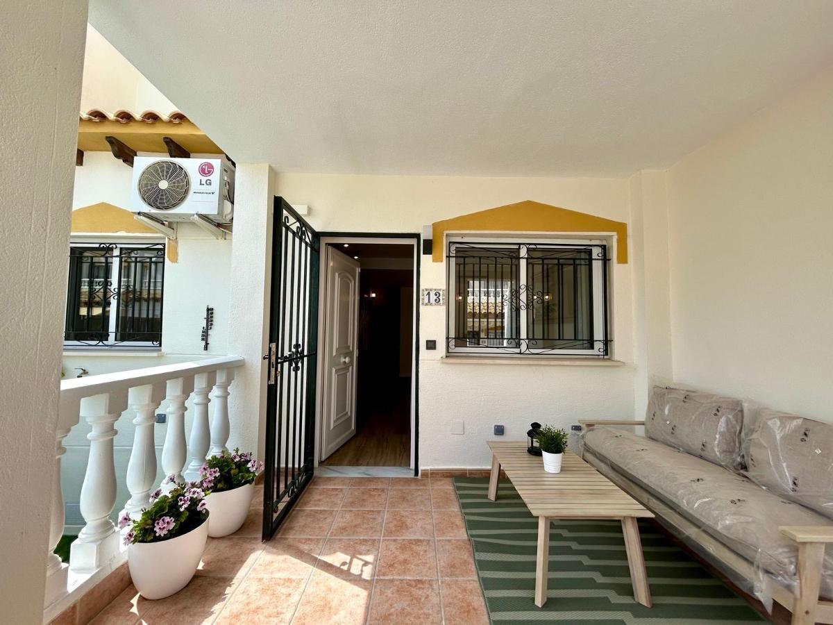 House in Orihuela, Alicante, Spain 3 bedrooms, 82 sq.m. No. 148943