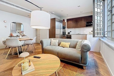Apartamento en venta en Barcelona, España 2 dormitorios, 103 m2 No. 179334 - foto 7