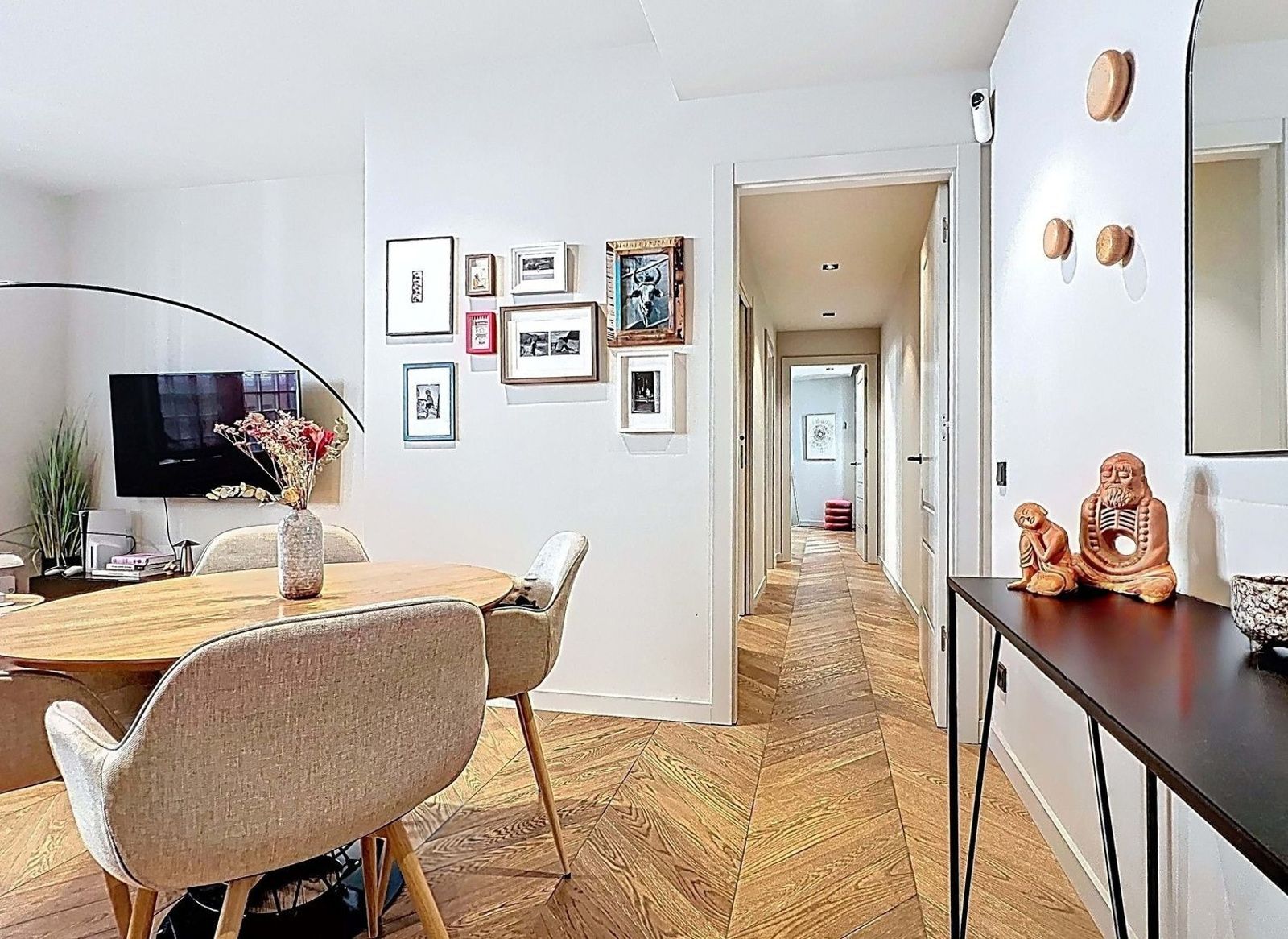 Apartment à Barcelona, Espagne 2 chambres, 103 m2 No. 179334
