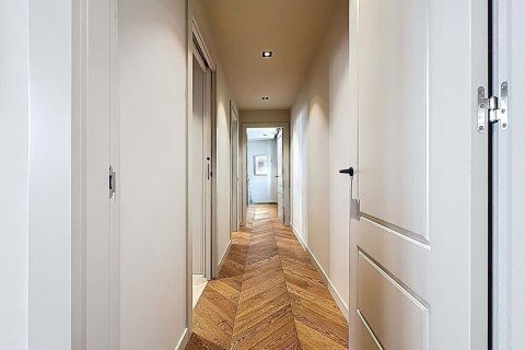 Apartamento en venta en Barcelona, España 2 dormitorios, 103 m2 No. 179334 - foto 10