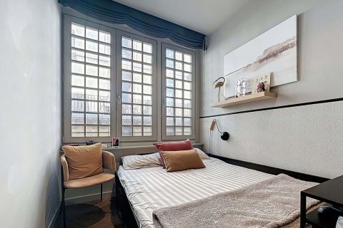 Apartamento en venta en Barcelona, España 2 dormitorios, 103 m2 No. 179334 - foto 13